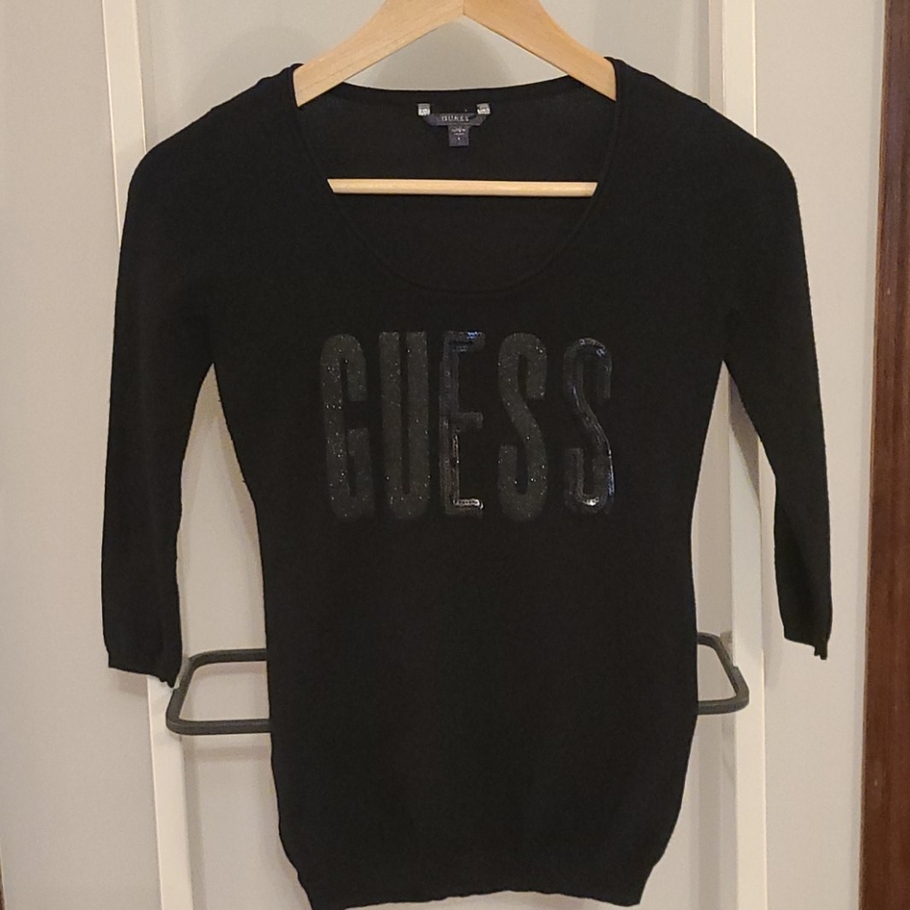 Guess top - Picture 1 of 4